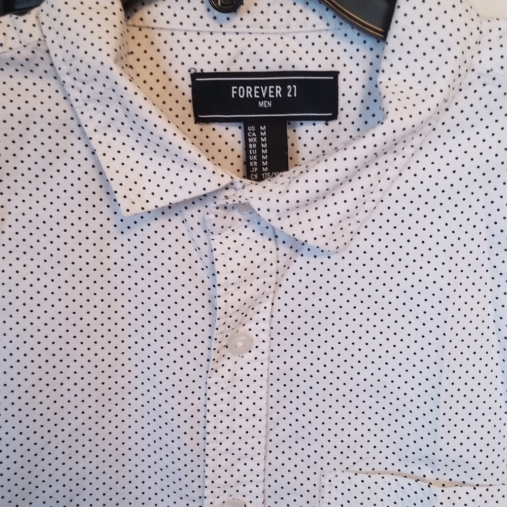 5 pc Forever 21 men, Abercrombie, INC, shirts lrg - Picture 6 of 16